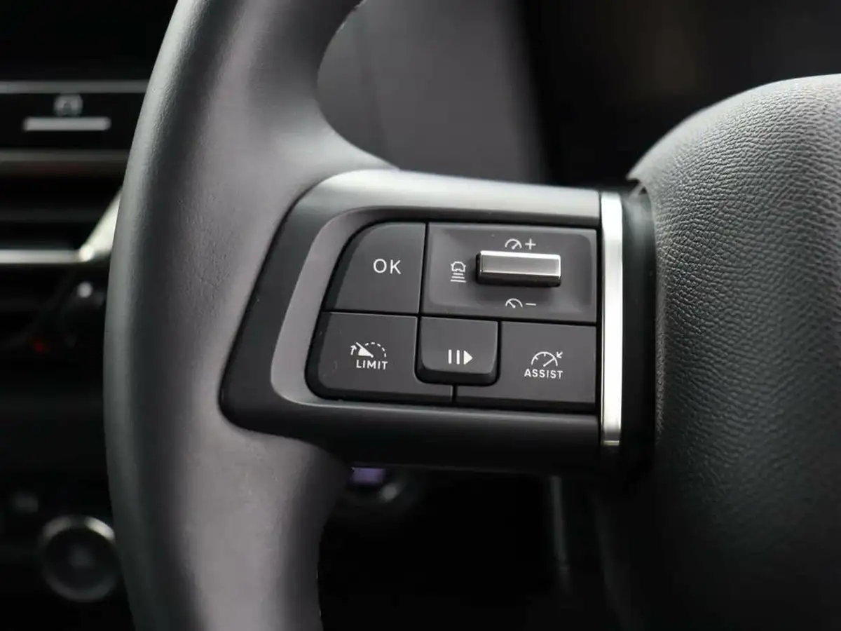 2024-citroen-c4-e-e-series-156ps-54kwh-big-15