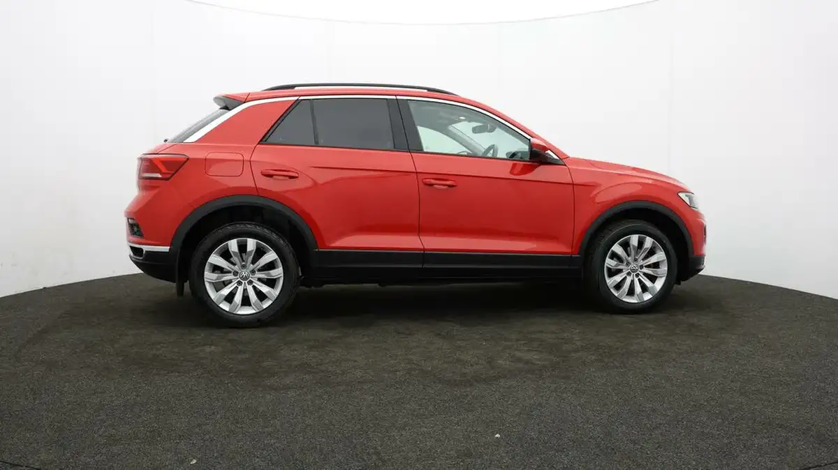2018-volkswagen-t-roc-10-tsi-se-big-29