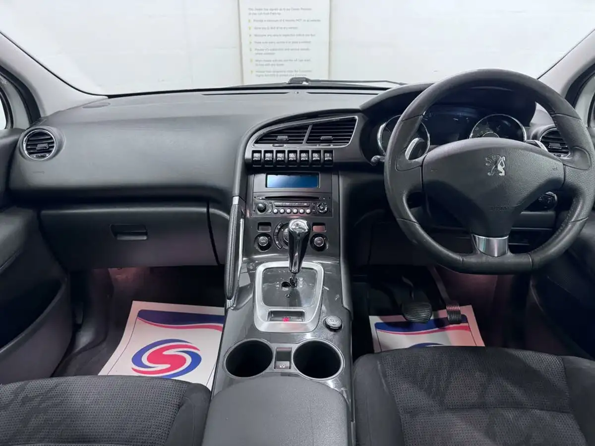 2012-peugeot-3008-crossover-16e-hdi-allure-big-14