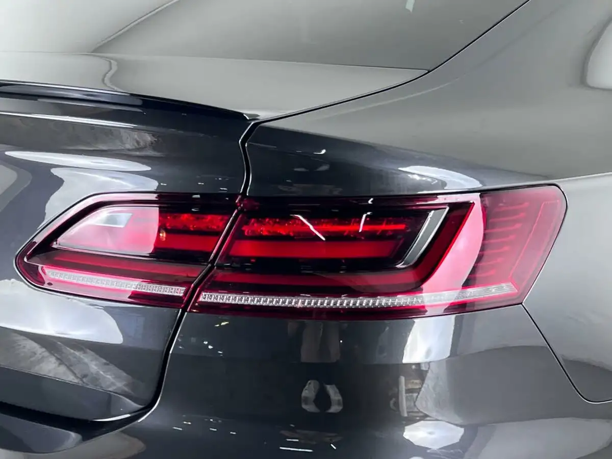 2018-volkswagen-arteon-20-tsi-r-line-190ps-ss-big-7