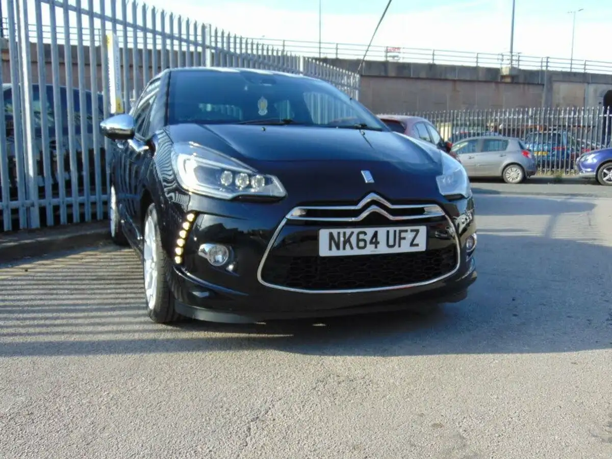 2014-citroen-ds3-16-dsport-plus-155ps-plus-big-22