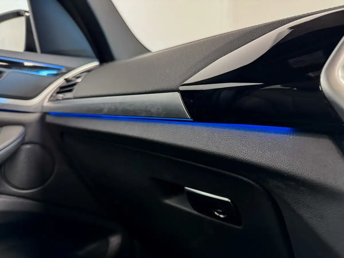 2022-bmw-ix3-e-m-sport-big-25