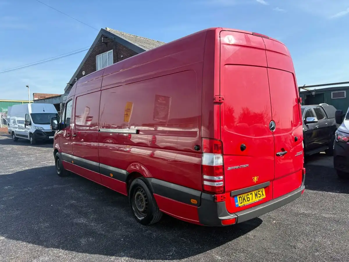 2017-mercedes-benz-sprinter-big-12
