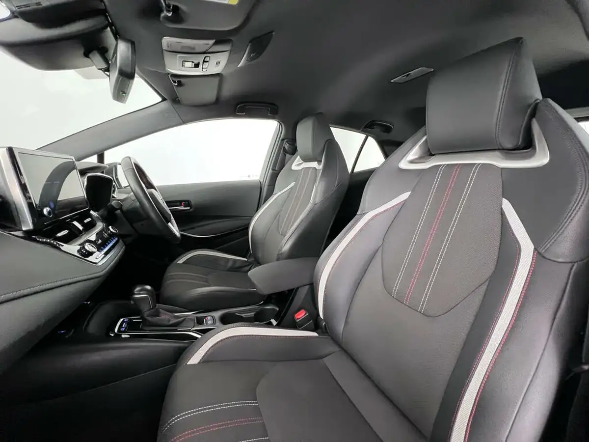 2022-toyota-corolla-18-vvt-i-gr-sport-120bhp-trk-hatchback-big-11