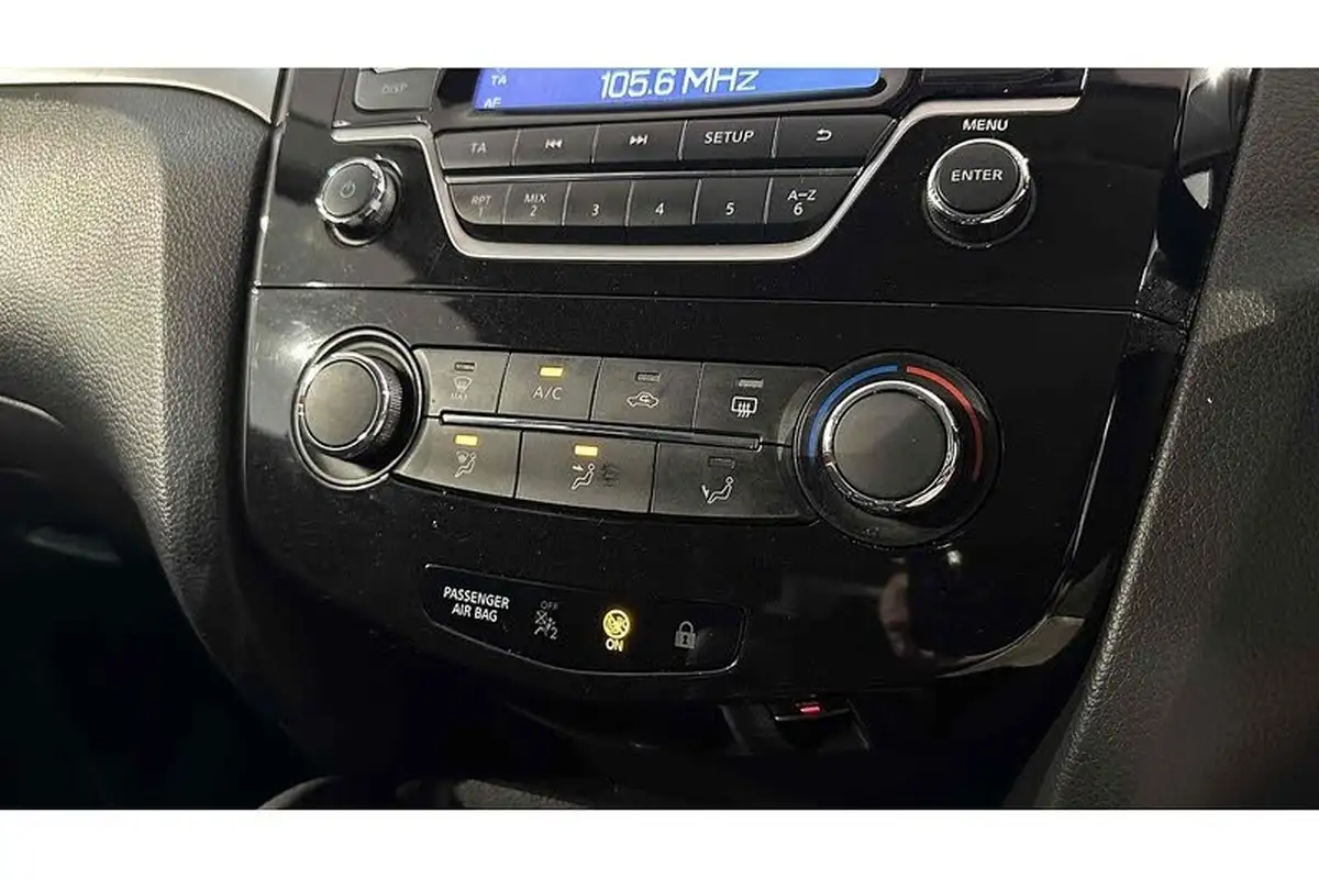 2018-nissan-qashqai-13-dig-t-visia-big-35