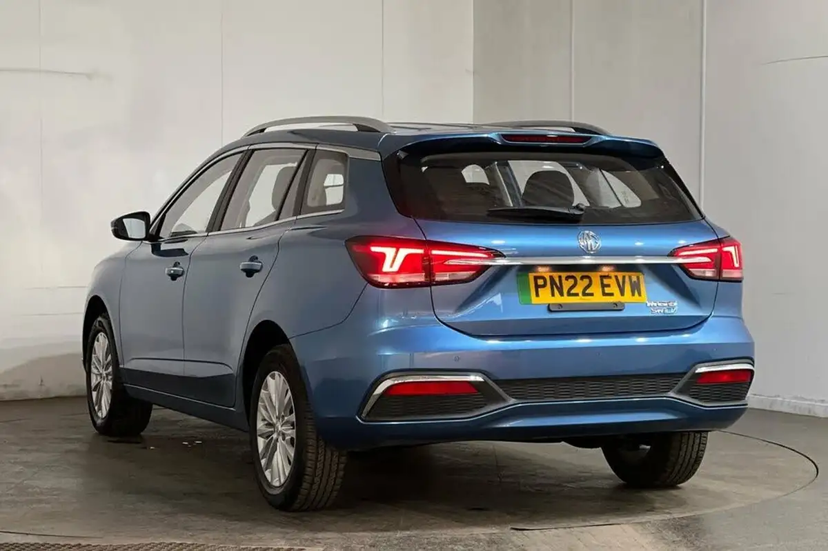 2022-mg-mg5-e-exclusive-ev-long-range-big-14