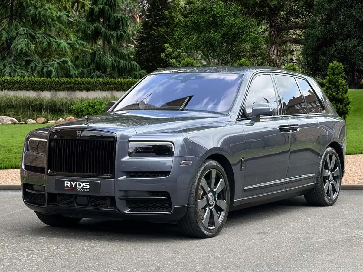 2022-rolls-royce-cullinan-675-big-2