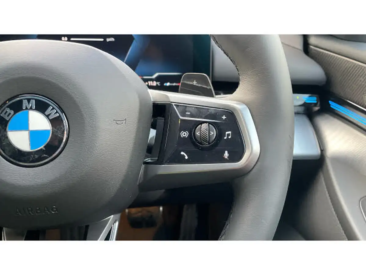 2025-bmw-5-series-20-520i-m-sport-pro-mht-saloon-4d-big-17