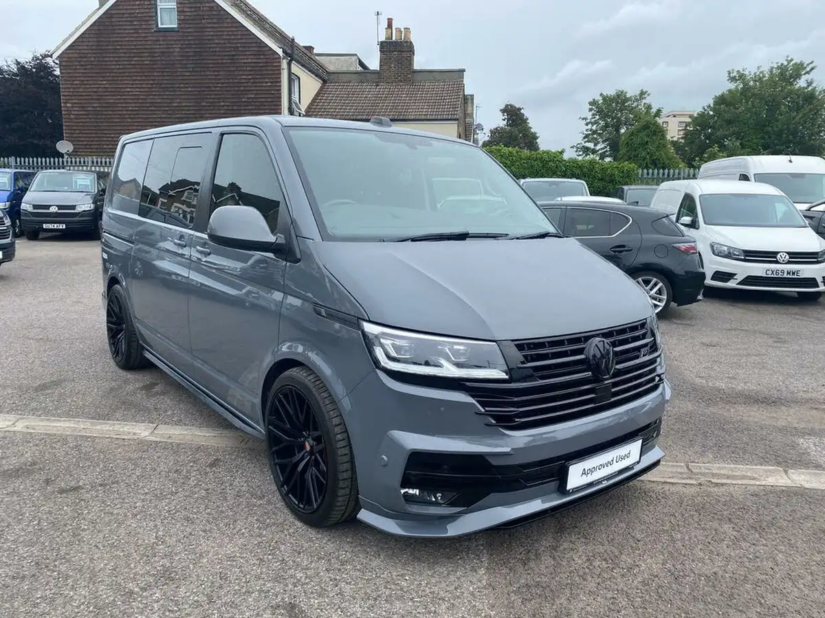 2021-volkswagen-transporter-20bitdi-t32-highline-bmt-swb-4motion-199pseu6dt-e-kombi-big-0
