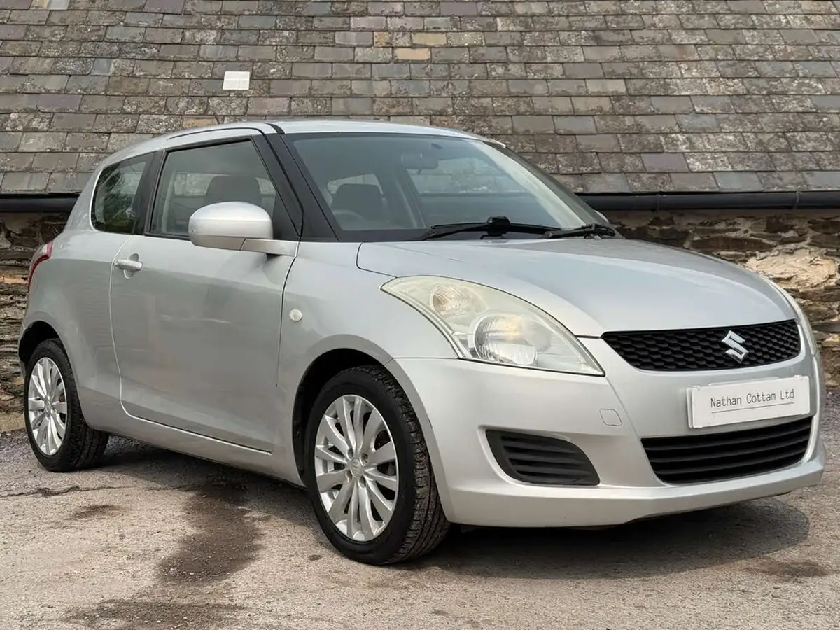 2011-suzuki-swift-12-sz3-3d-big-2