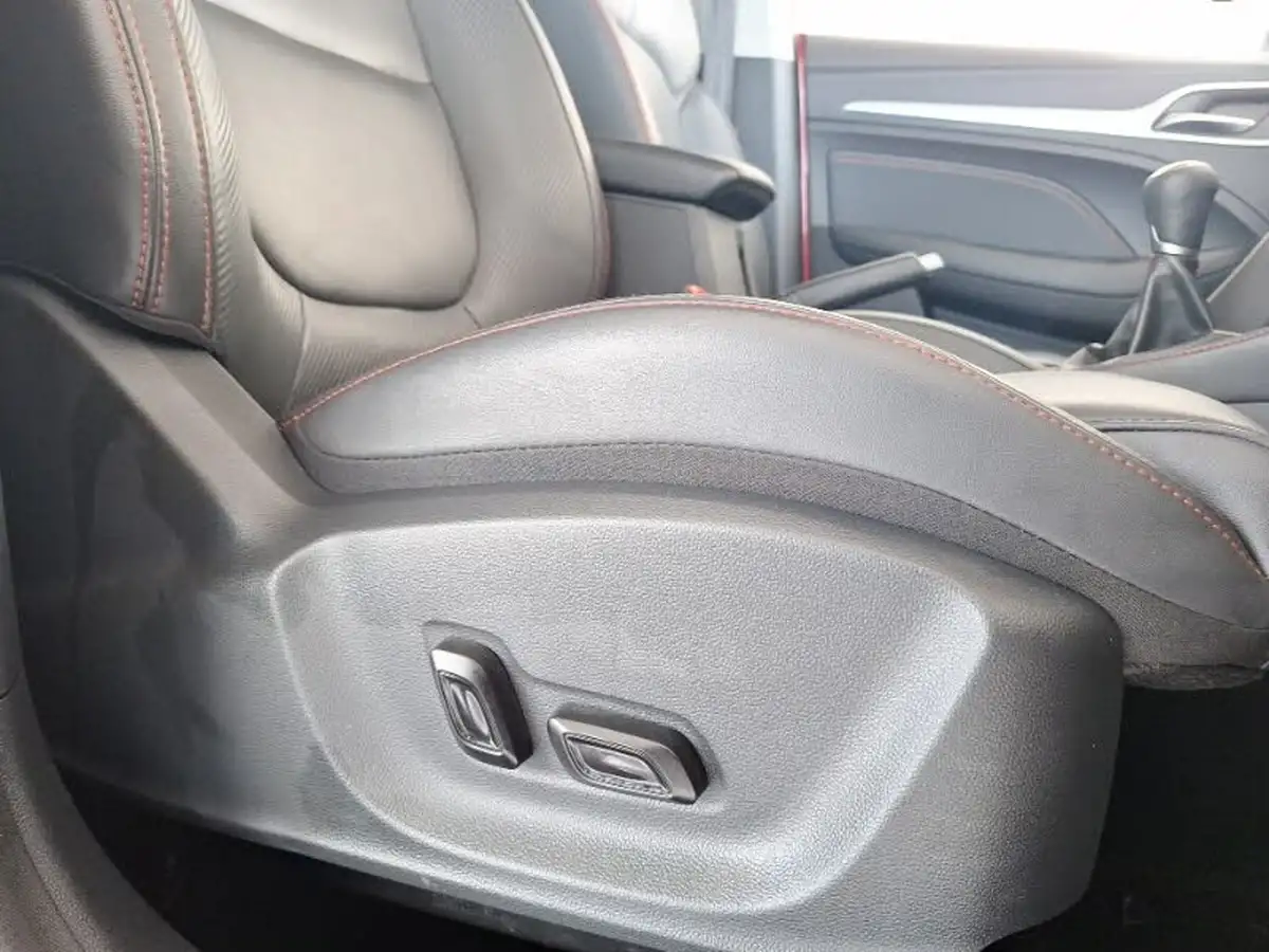 2023-mg-zs-suv-15-vti-tech-exclusive-big-12