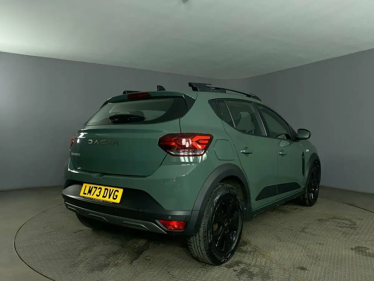 2023-dacia-sandero-stepway-big-7