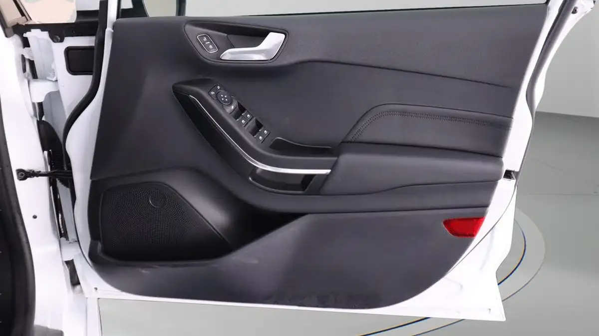 2022-ford-fiesta-10t-st-line-vignale-155ps-hybrid-mhev-5d-big-15
