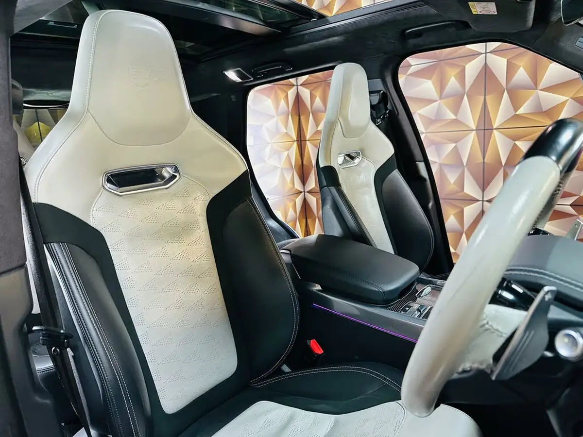 2020-land-rover-range-rover-sport-50-v8-p575-svr-awd-big-7