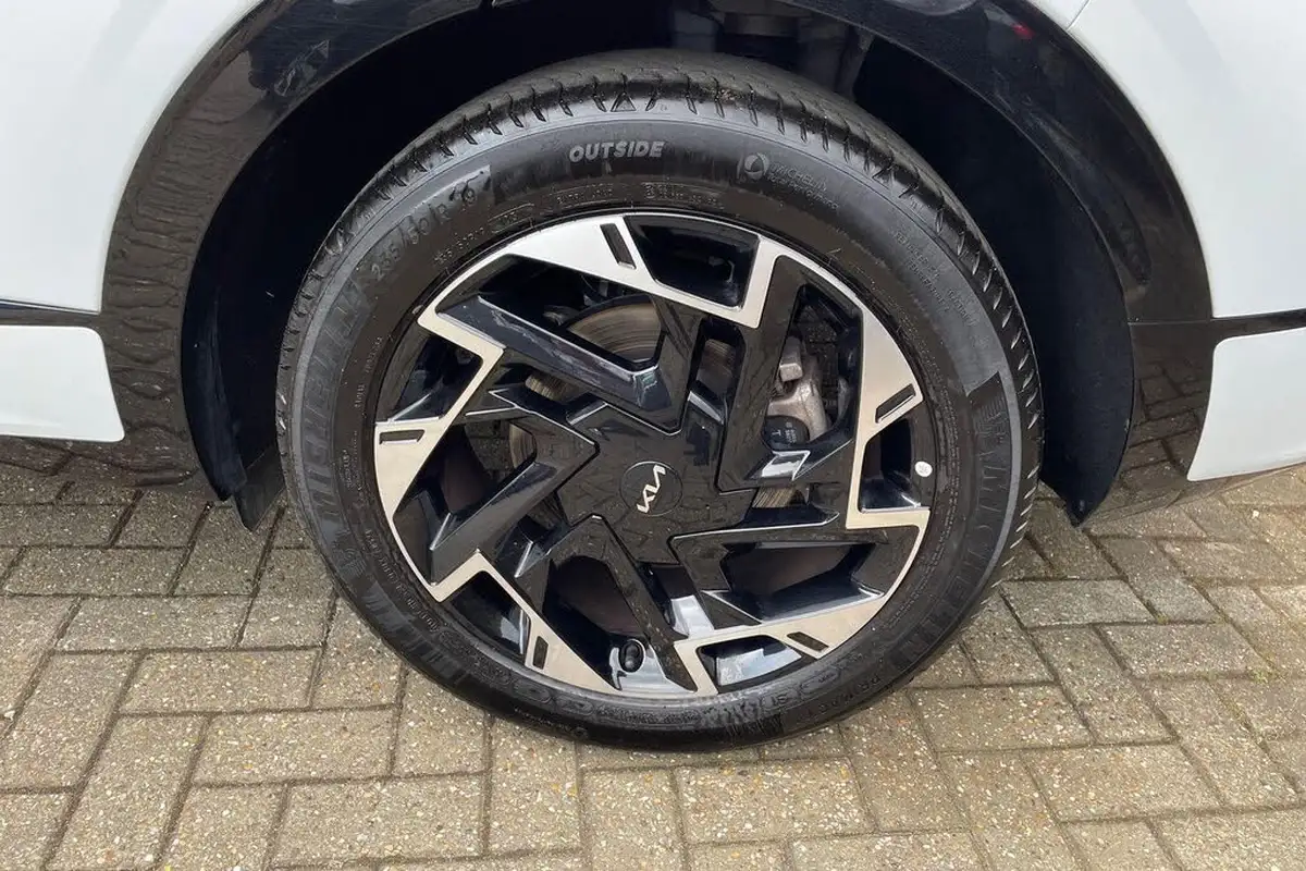 2024-kia-sportage-16-t-gdi-gt-line-148bhp-big-28
