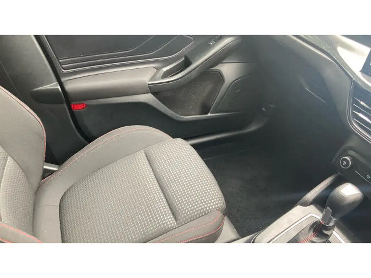 2023-ford-focus-10t-st-line-155ps-hybrid-mhev-hatchback-powershift-big-37