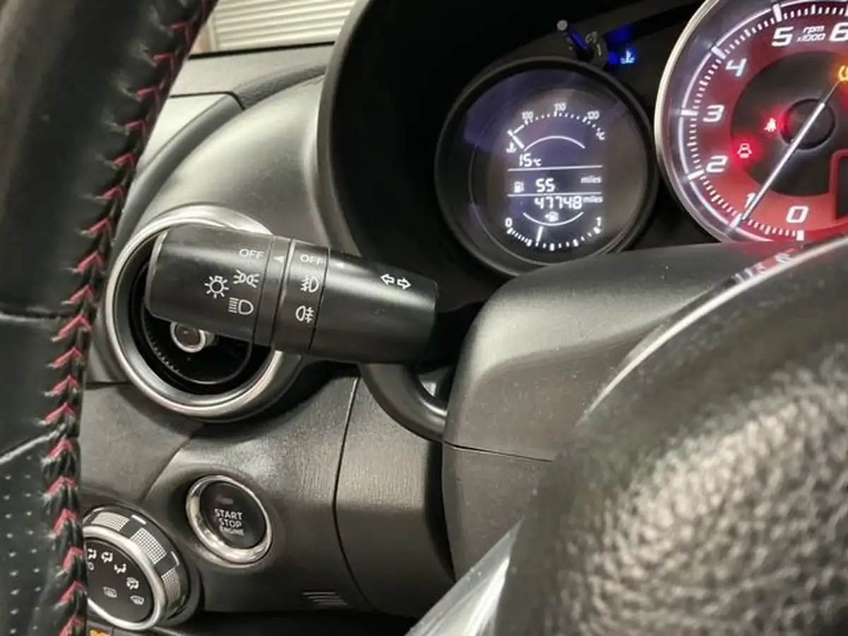 2017-abarth-124-14-multiair-spider-big-29