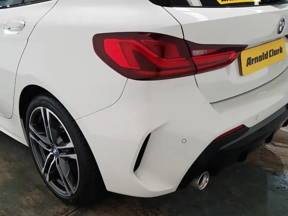 2021-bmw-1-series-15-118i-m-sport-lcp-dct-big-18