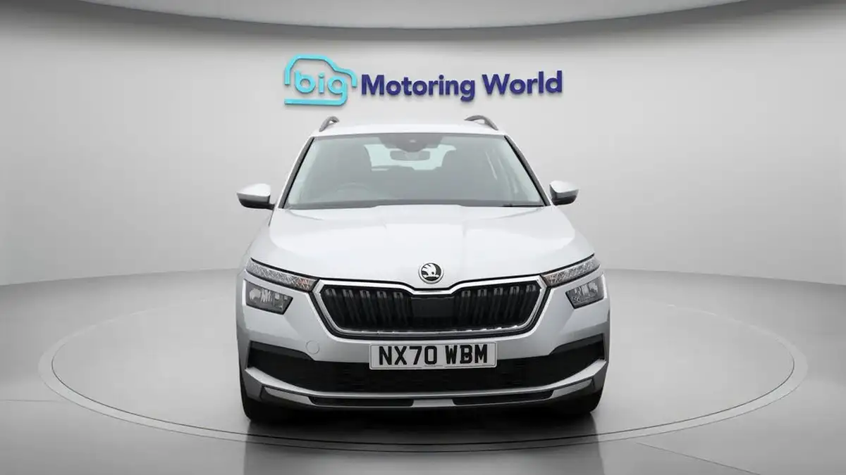 2020-skoda-kamiq-10-tsi-se-95ps-big-2
