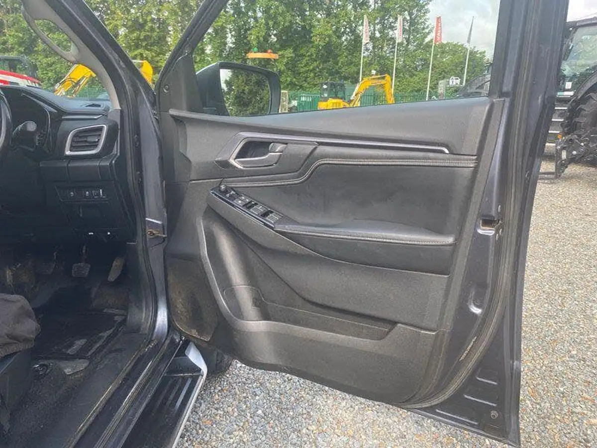 2021-isuzu-d-max-19td-dl40-big-9