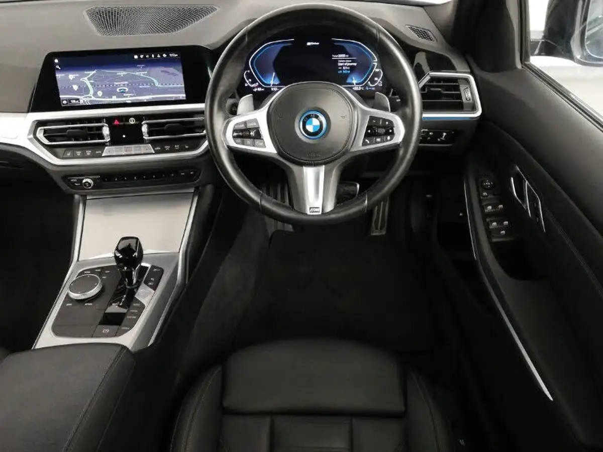 2022-bmw-3-series-20-330e-m-sport-pro-pack-saloon-4d-big-6