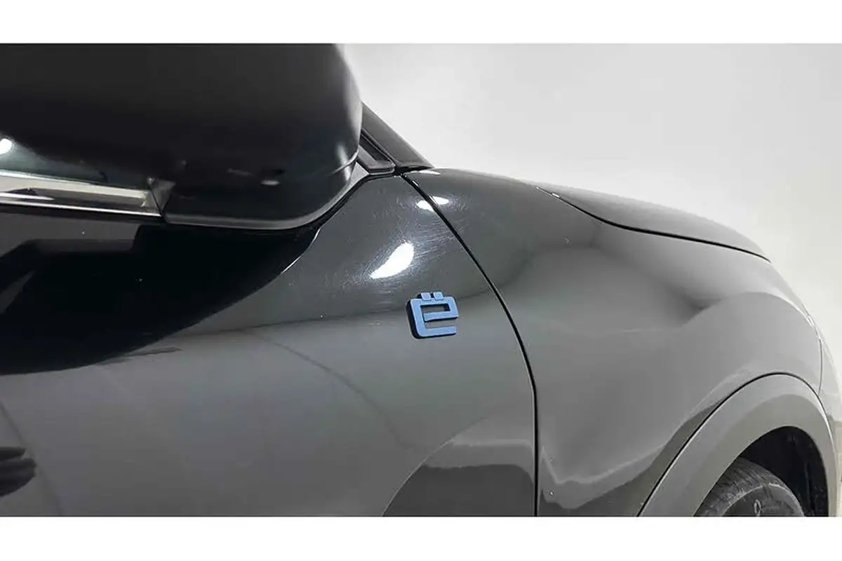 2022-citroen-c4-e-shine-plus-big-15