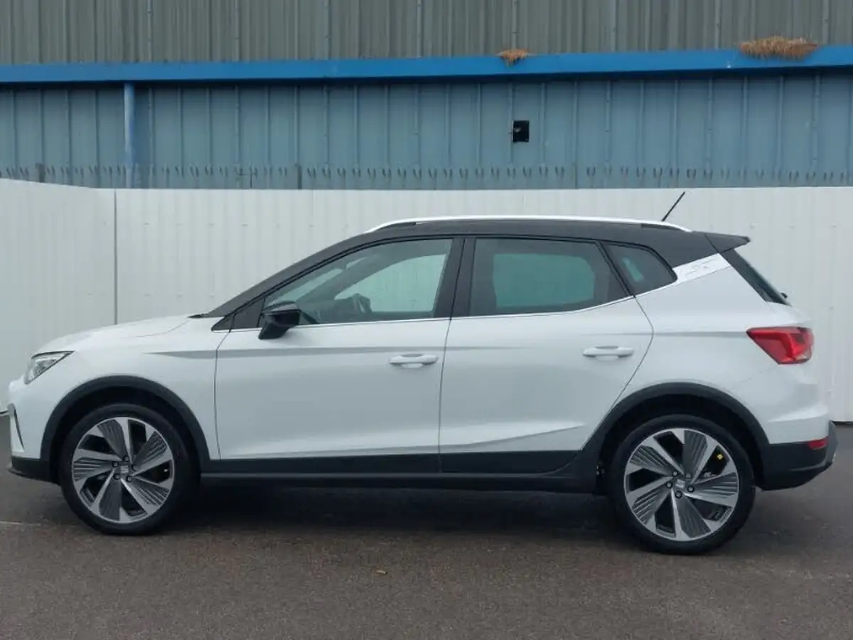 2024-seat-arona-10-tsi-fr-sport-115ps-big-3