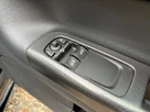 2009-volvo-c30-16-r-design-small-22
