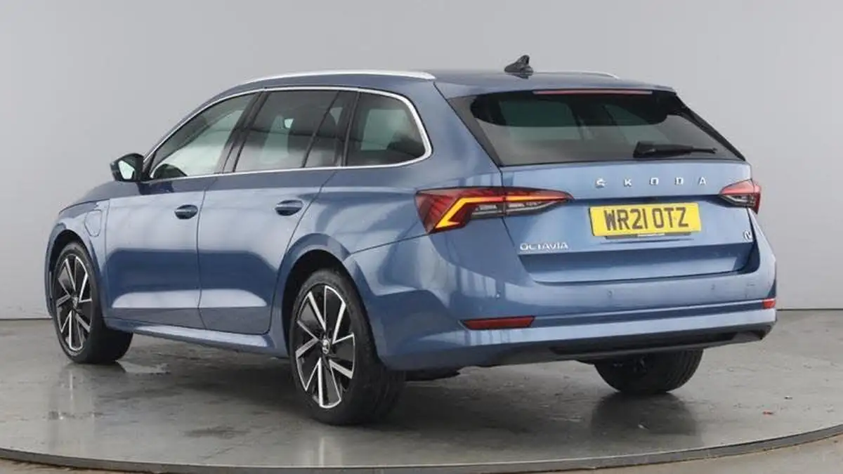 2021-skoda-octavia-14-tsi-se-l-estate-big-2