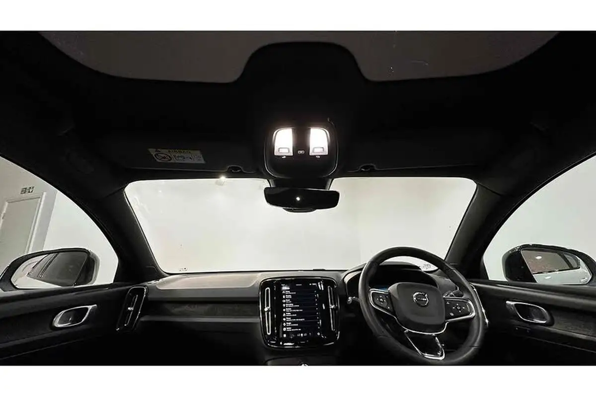 2023-volvo-c40-e-recharge-plus-228bhp-big-1