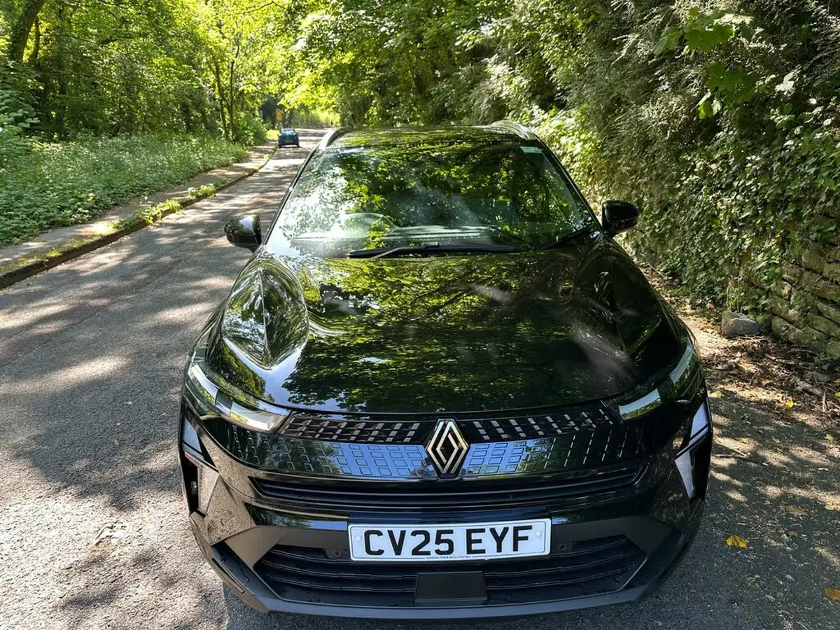 2025-renault-captur-16-techno-145ps-full-big-1