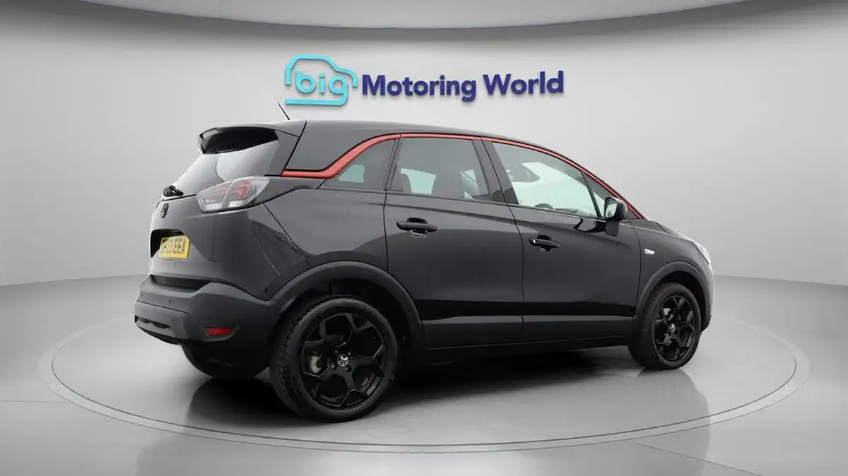 2023-vauxhall-crossland-12-gs-130ps-auto-big-7