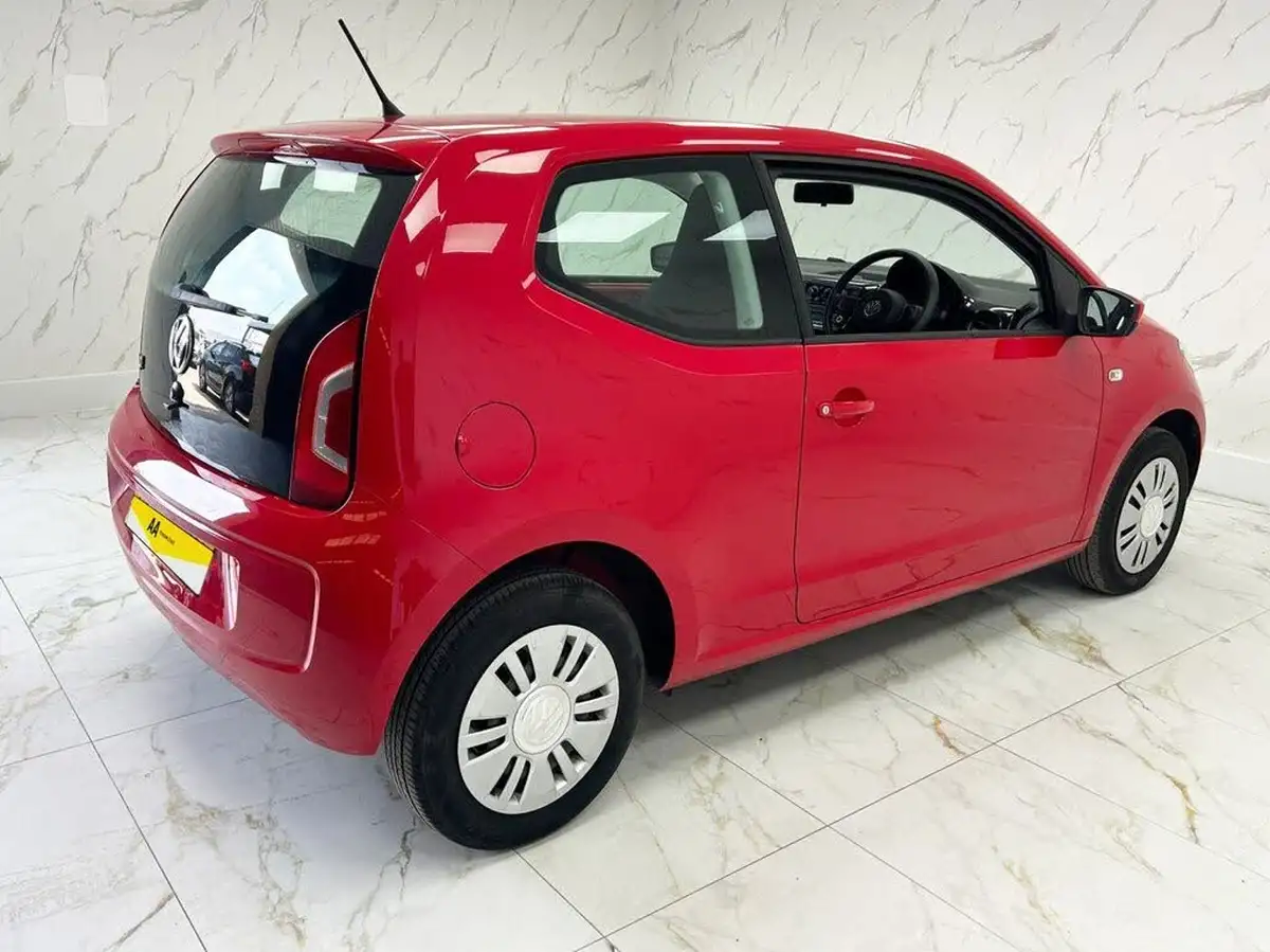 2015-volkswagen-up-10-move-up-60ps-3d-big-8