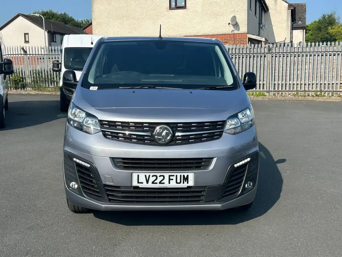 2022-vauxhall-vivaro-15td-2700-l1h1-sportive-120pseu6d-big-1