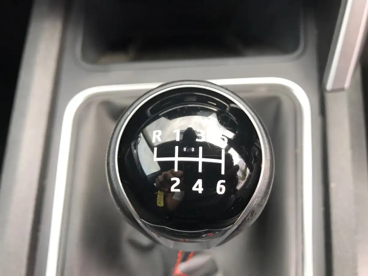2022-seat-leon-10-tsi-evo-fr-hatchback-big-15