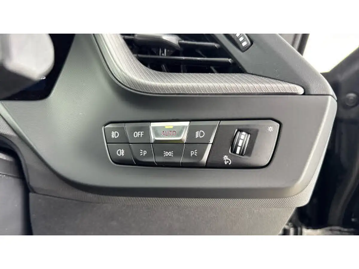 2024-bmw-2-series-15-218i-m-sport-coupe-4d-dct-big-26