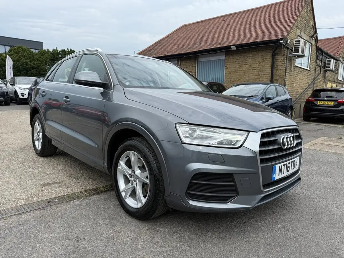 2016-audi-q3-14-tfsi-se-s-tronic-big-1