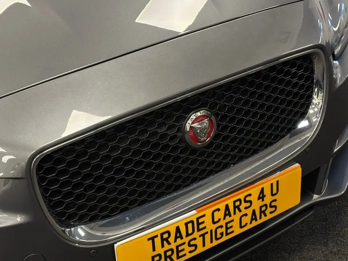 2016-jaguar-xe-20d-prestige-180ps-auto-big-34