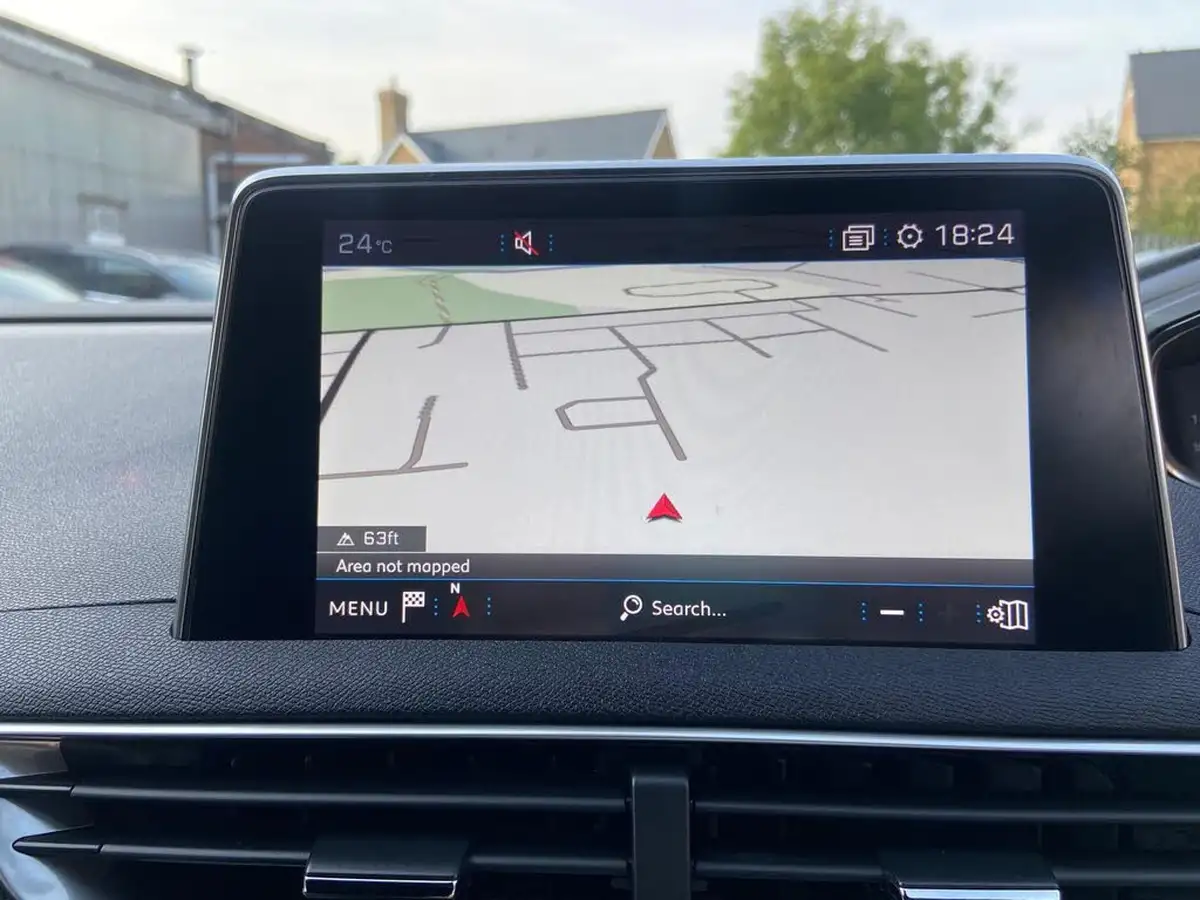 2018-peugeot-5008-suv-16-bluehdi-gt-line-eat6-big-39
