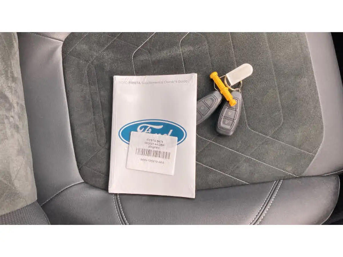 2023-ford-fiesta-10t-titanium-x-125ps-hybrid-mhev-big-18