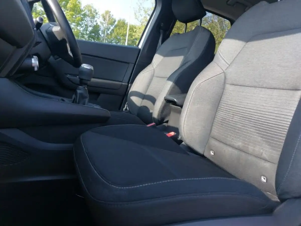 2020-renault-captur-10-tce-iconic-100bhp-big-4