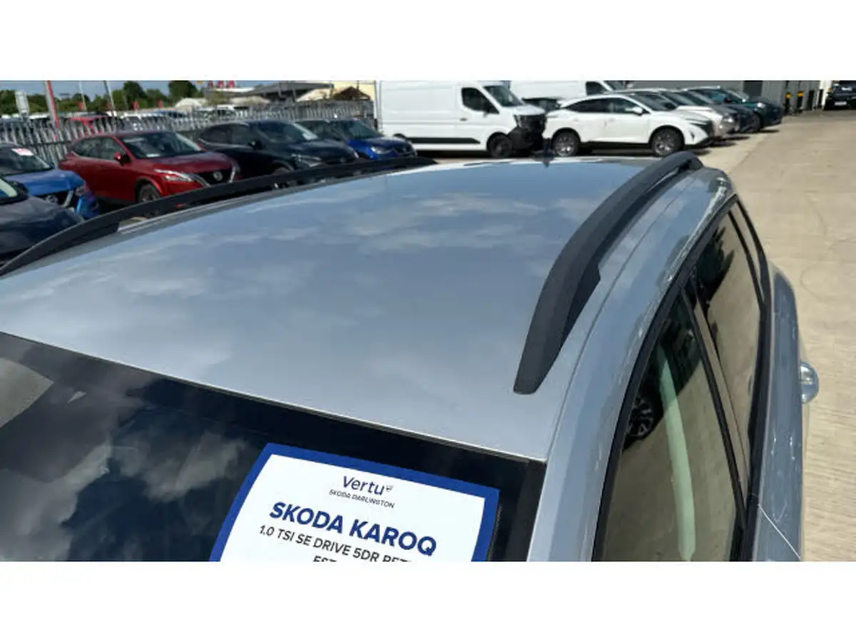 2022-skoda-karoq-10-tsi-se-drive-big-30