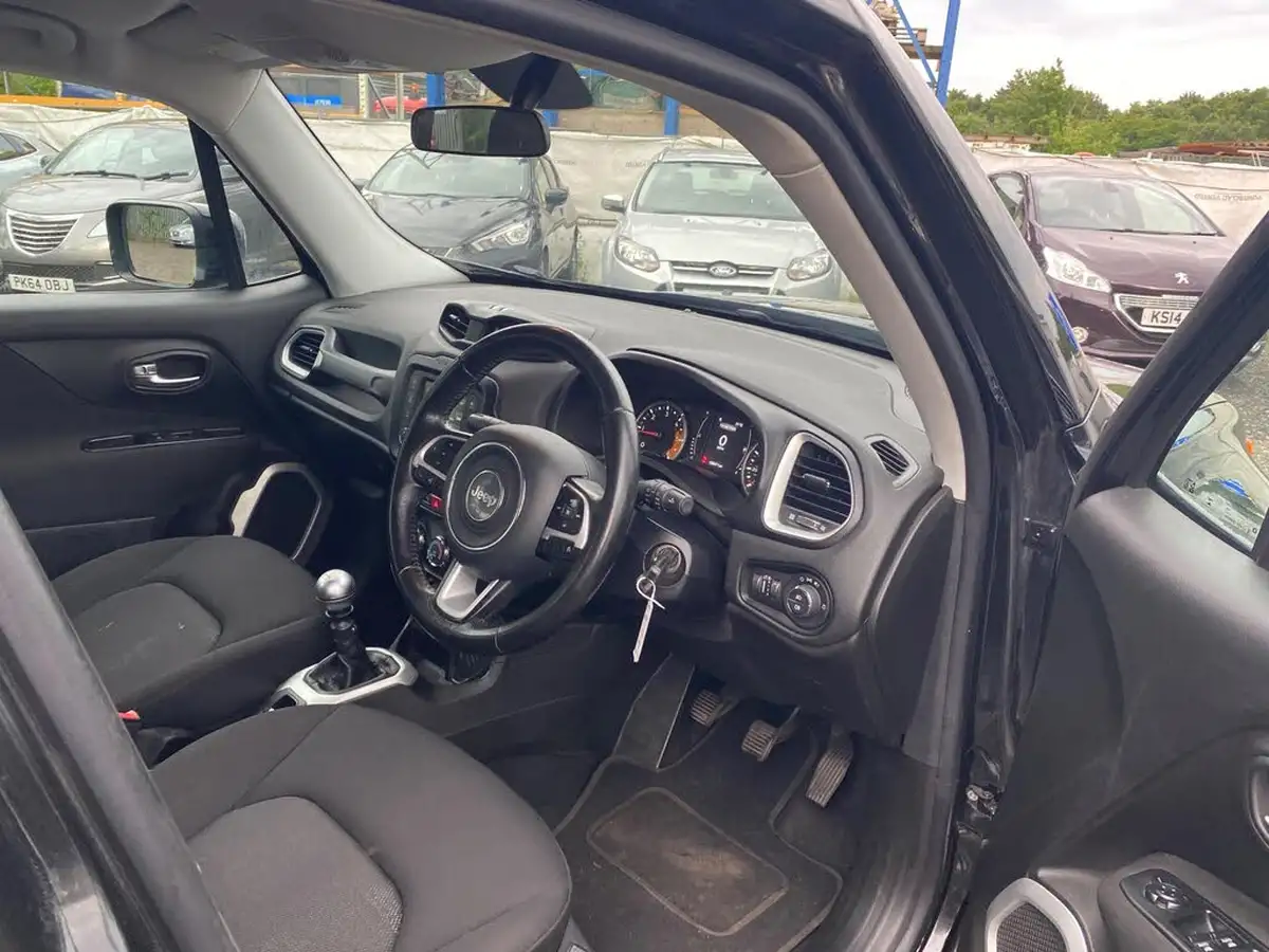 2016-jeep-renegade-16-multijet-ii-longitude-ss-big-14