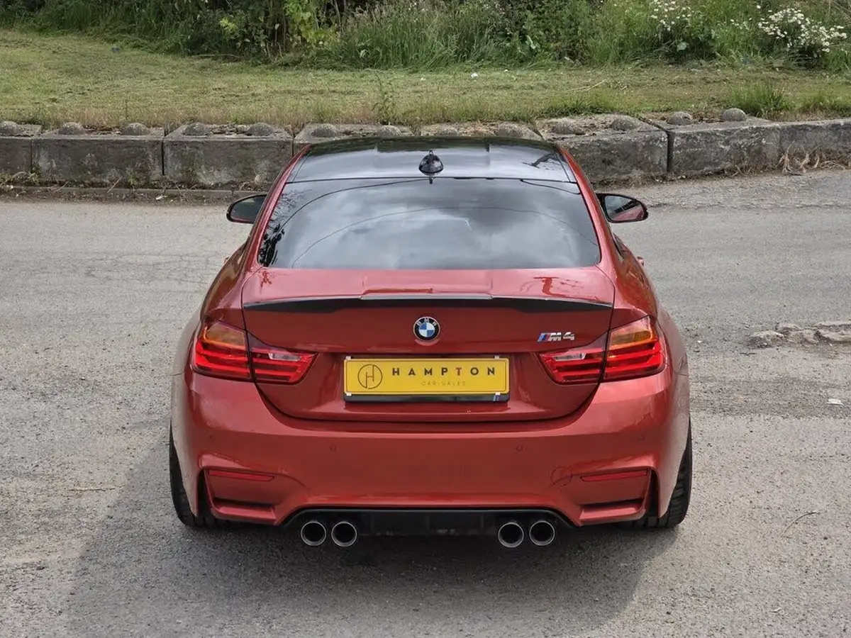 2015-bmw-4-series-30-m4-425bhp-ss-coupe-m-dct-big-6
