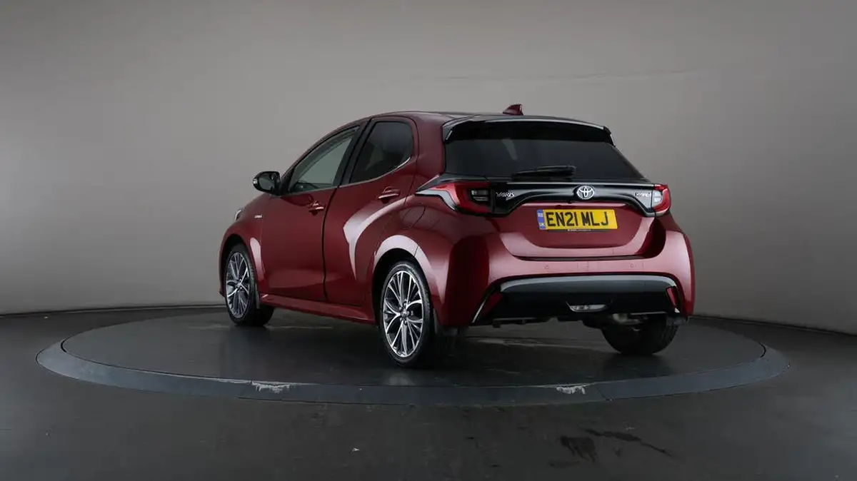 2021-toyota-yaris-15-vvt-i-excel-big-68