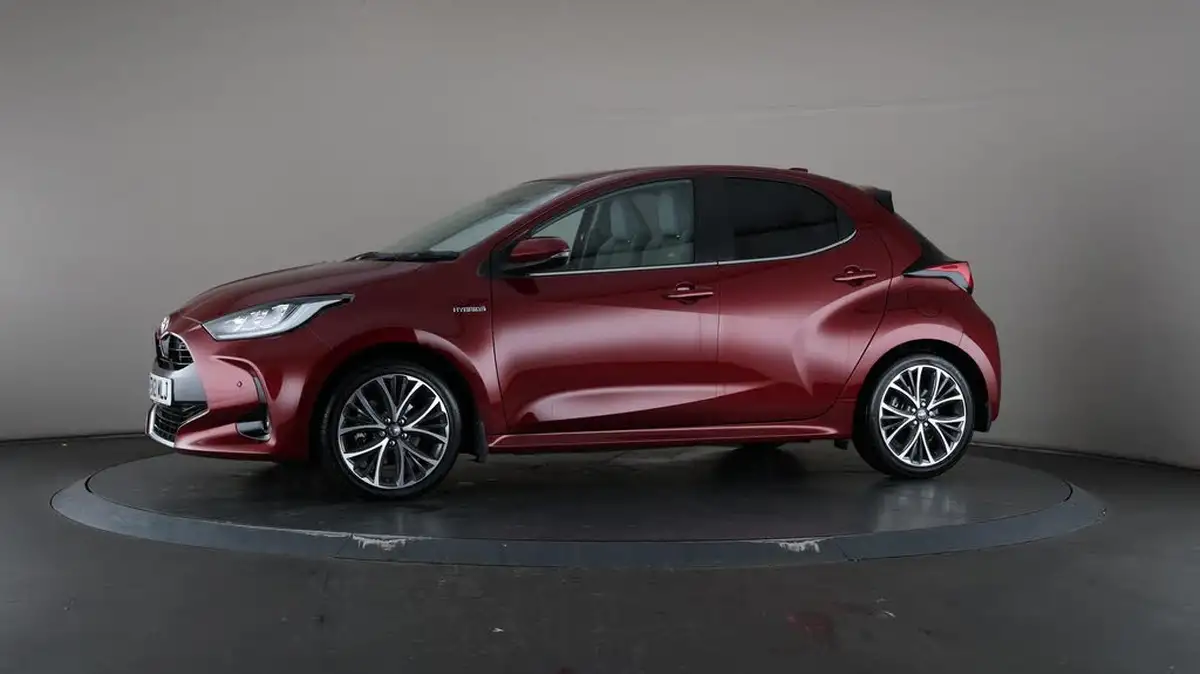 2021-toyota-yaris-15-vvt-i-excel-big-40