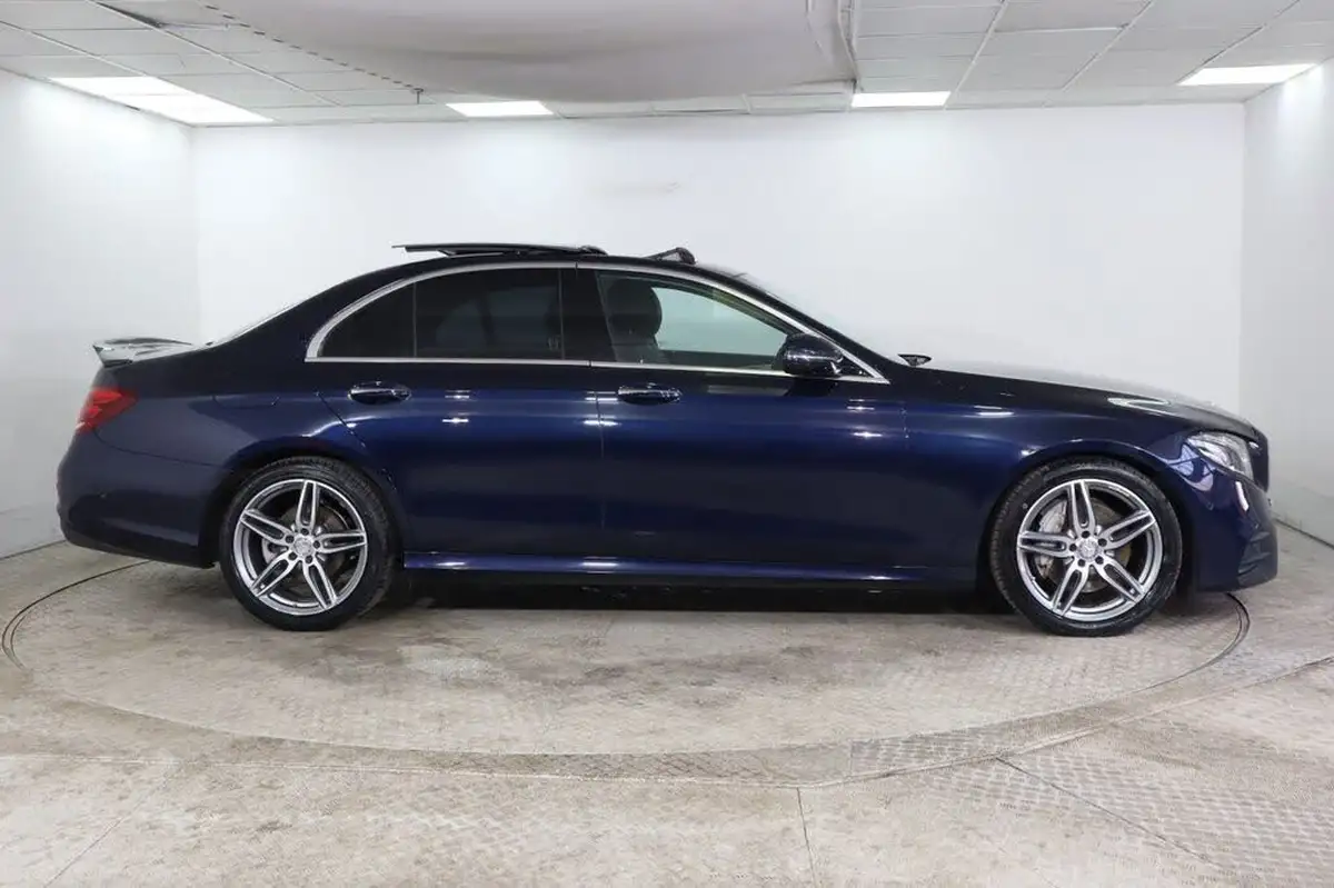 2016-mercedes-benz-e-class-20d-e220d-amg-line-premiumss-saloon-4d-big-6