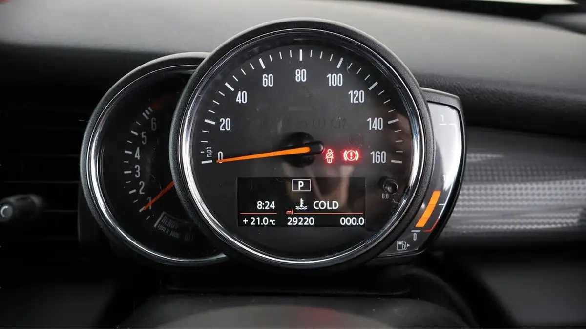 2019-mini-cooper-15-cooper-sport-hatchback-3d-auto-big-10