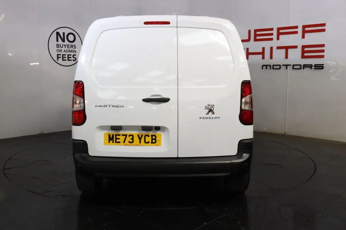 2023-peugeot-partner-15-bluehdi-1000-professional-premium-100pseu6d-big-3