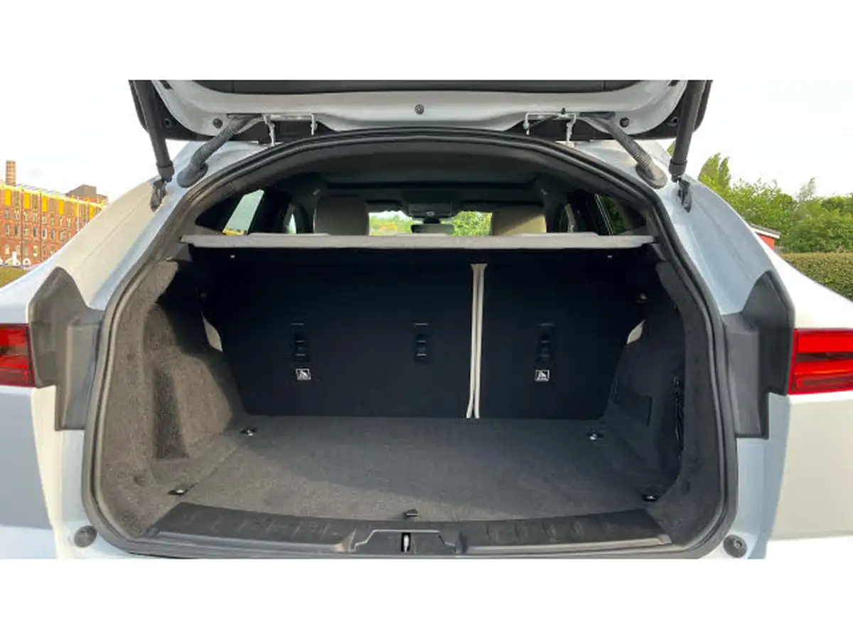 2018-jaguar-e-pace-20-i4d-r-dynamic-hse-180ps-big-9